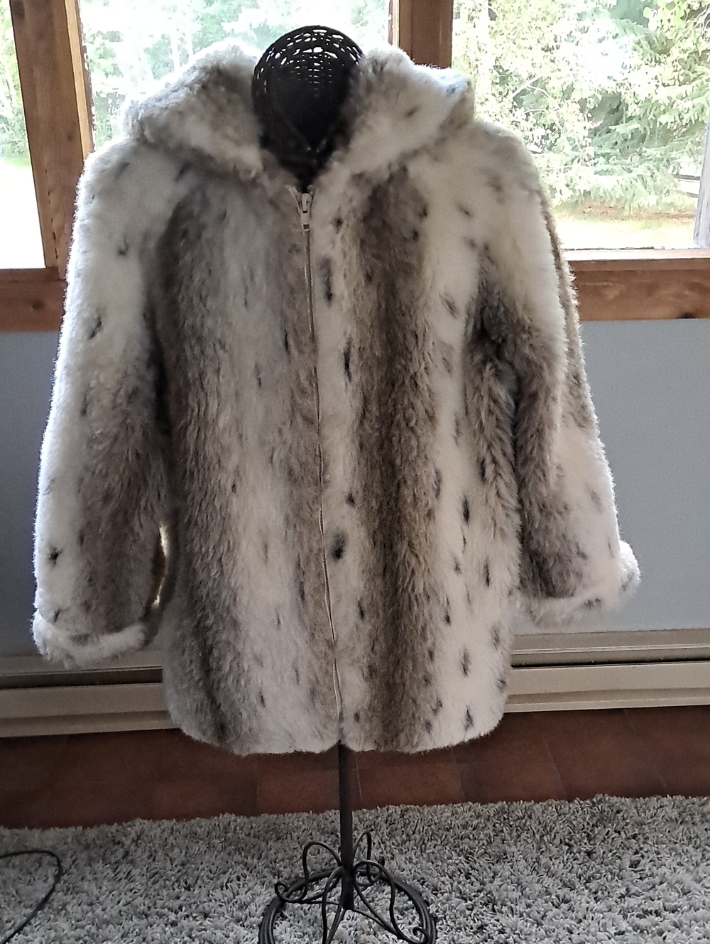 Marvin Richards Plush Faux Fur Hooded Puffer in White and Gray Spotted